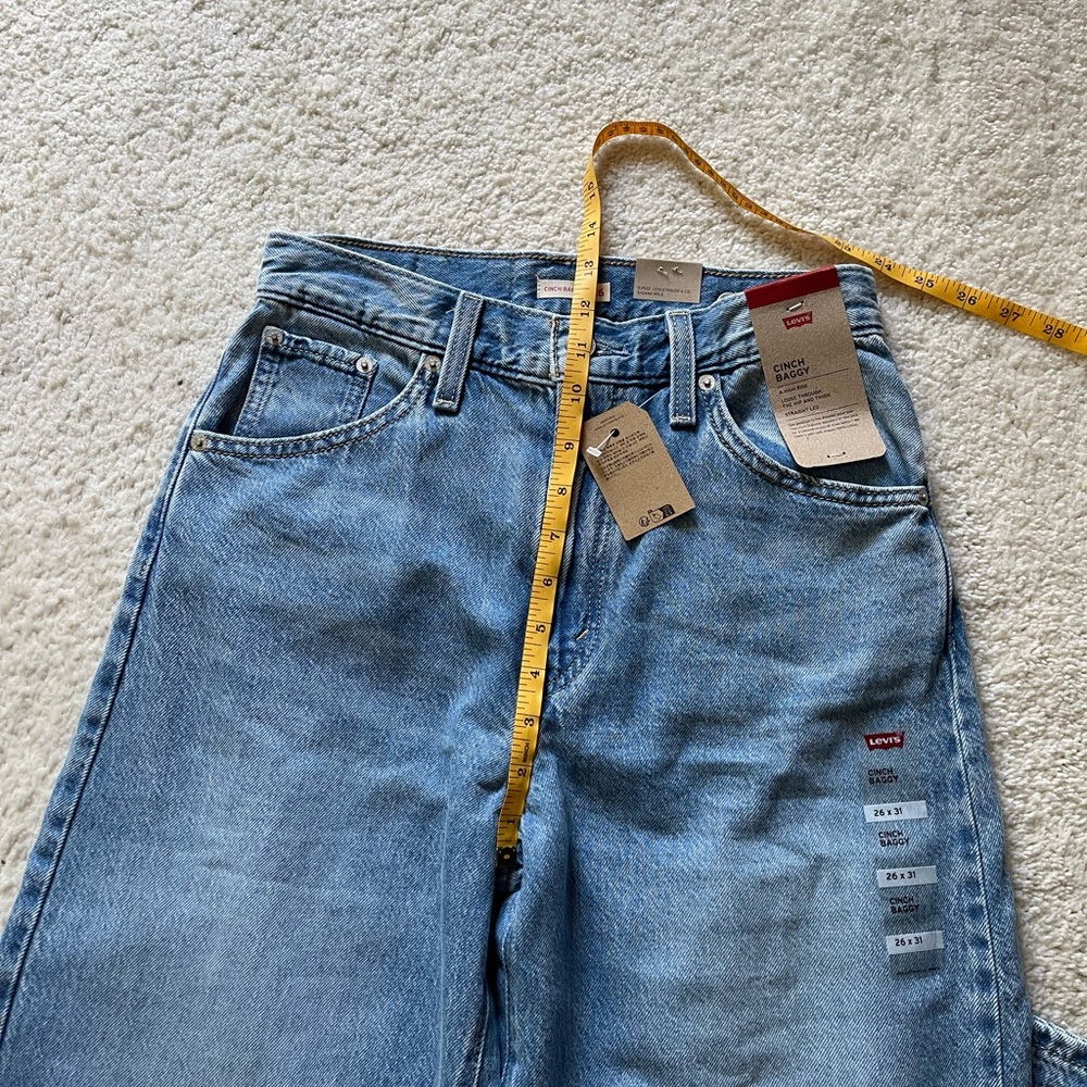 NWT Levi's Cinch Baggy High Rise Women's Jeans Size 26/31 - Picture 8 of 13